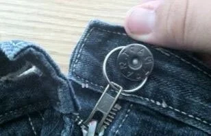 Как починить молнию. Установка кольца от ключей